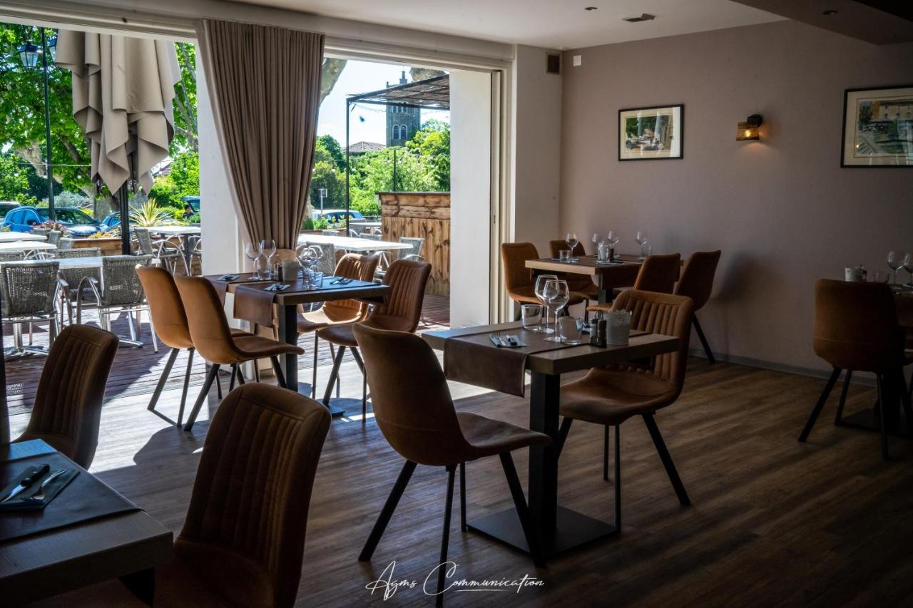 Logis Du Champ De Mars Hotel Puy-Saint-Martin Bagian luar foto