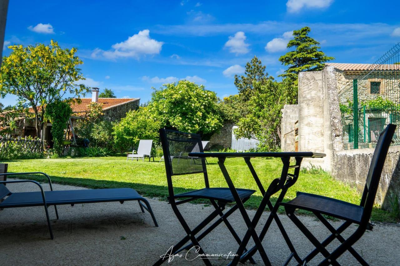 Logis Du Champ De Mars Hotel Puy-Saint-Martin Bagian luar foto